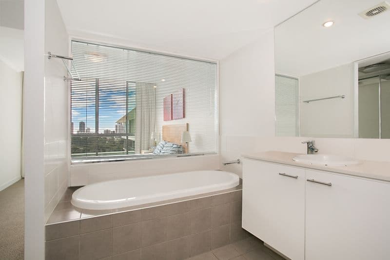 2906 'Freshwater Point' 33 T.E.Peters Drive, BROADBEACH WATERS QLD 4218, Broadbeach Waters - Thumbnail 6