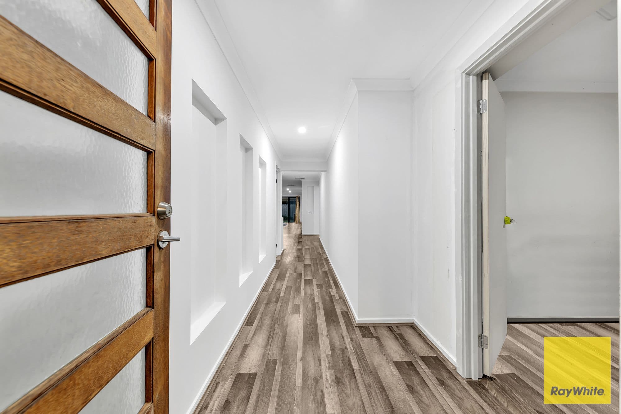 88 Tyler Crescent, Tarneit VIC 3029, Tarneit - Thumbnail 2