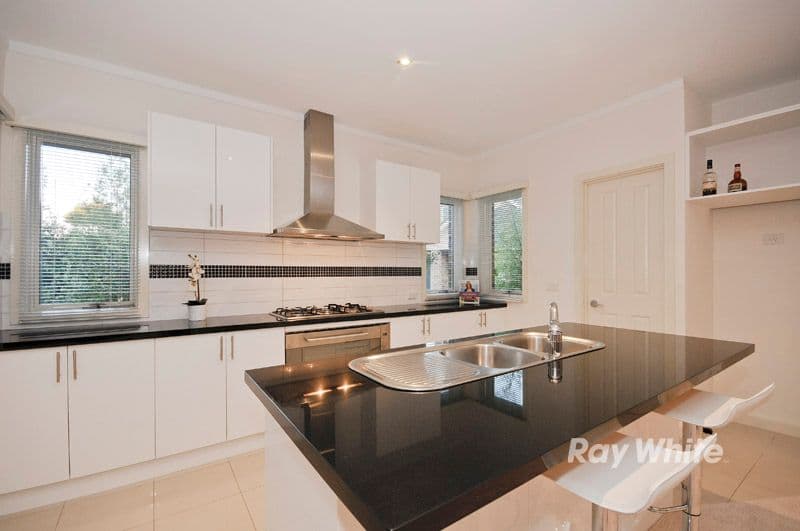 7 Gross Court, MOUNT WAVERLEY VIC 3149, Mount Waverley - Thumbnail 3