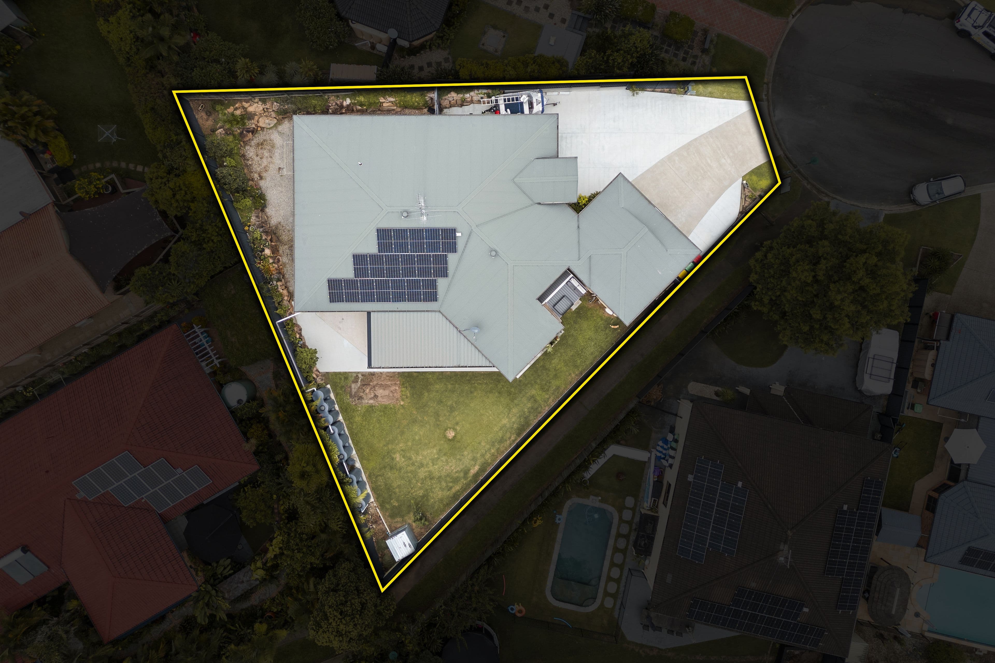 25 Montclare Court, Cashmere QLD 4500, Cashmere - Thumbnail 2