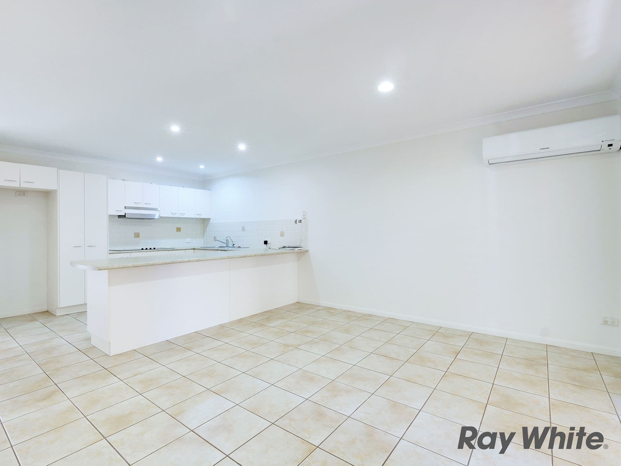4 Columbus Place, Forest Lake QLD 4078, Forest Lake - Thumbnail 2