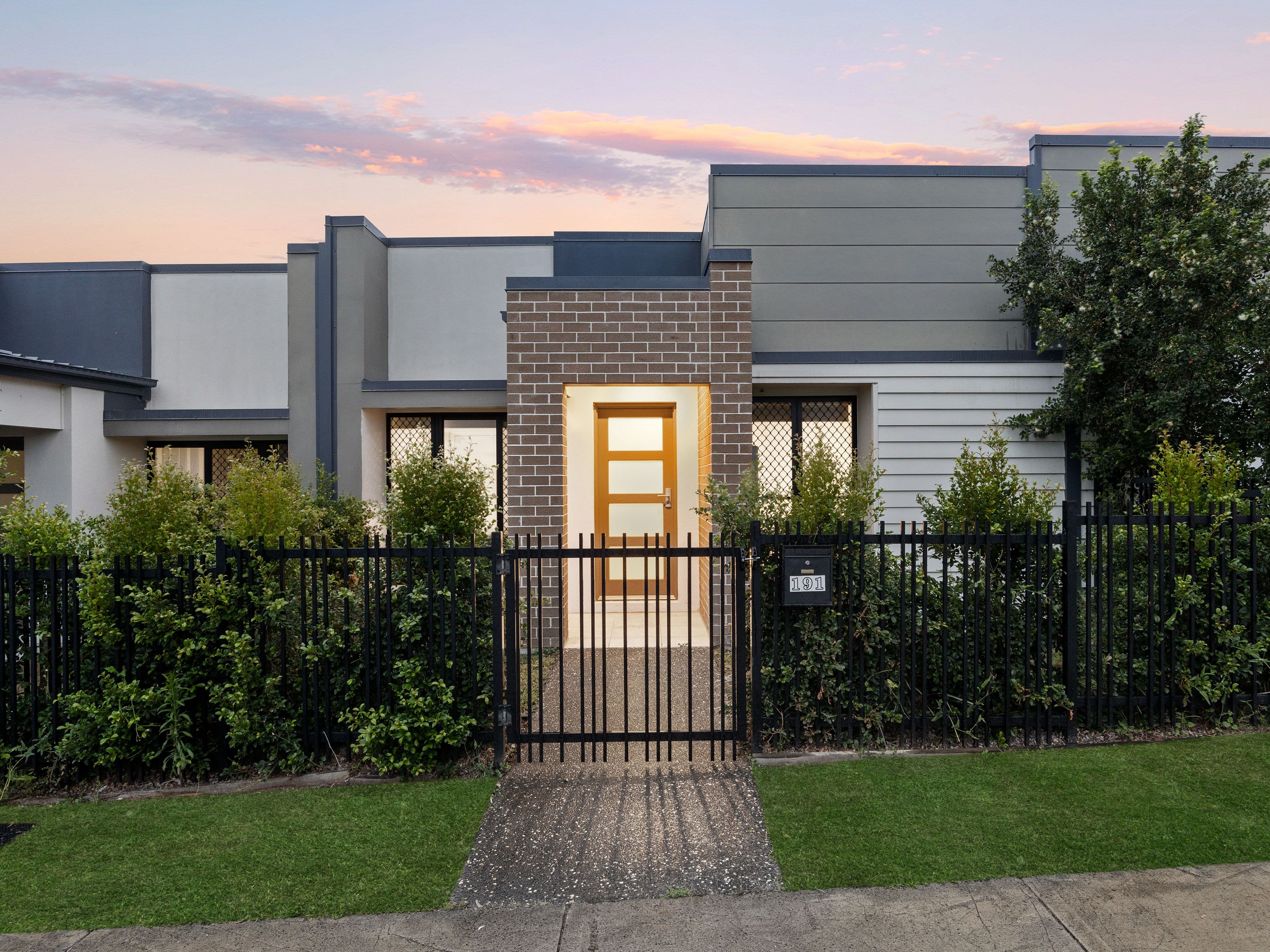 191 Barrams Road, South Ripley QLD 4306, South Ripley - Image 1