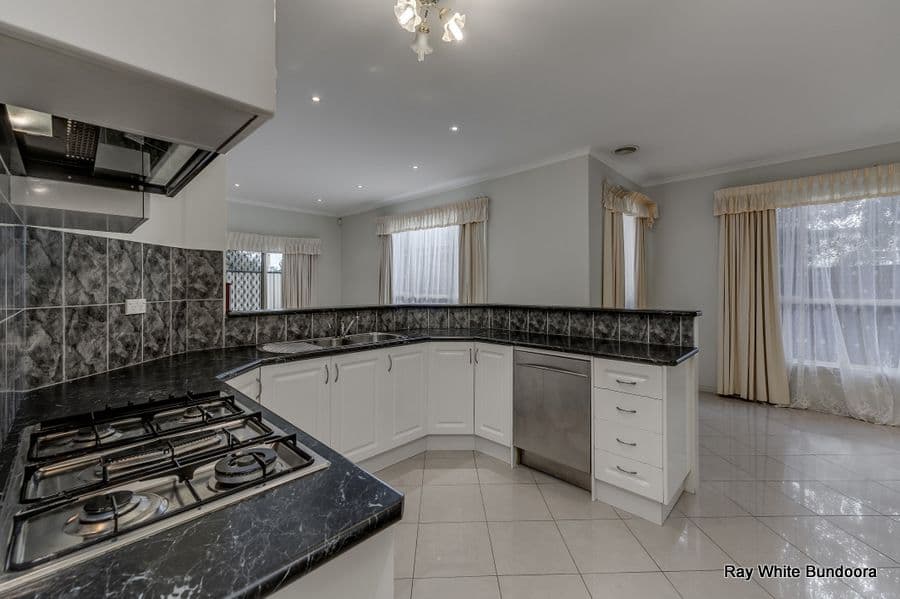 3 Pleasant Close, MILL PARK VIC 3082, Mill Park - Thumbnail 4
