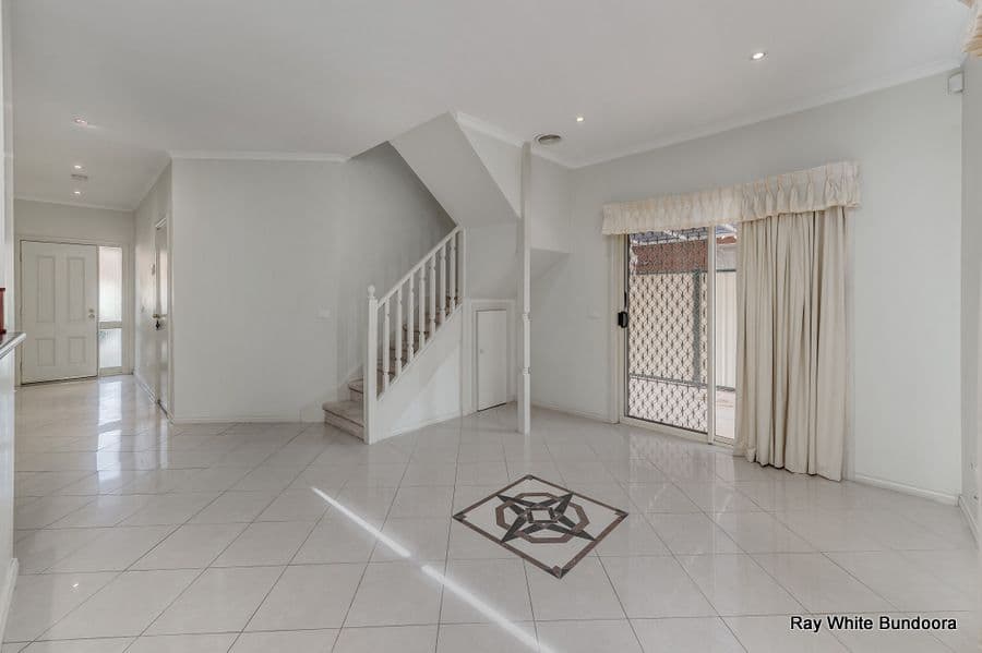 3 Pleasant Close, MILL PARK VIC 3082, Mill Park - Thumbnail 5