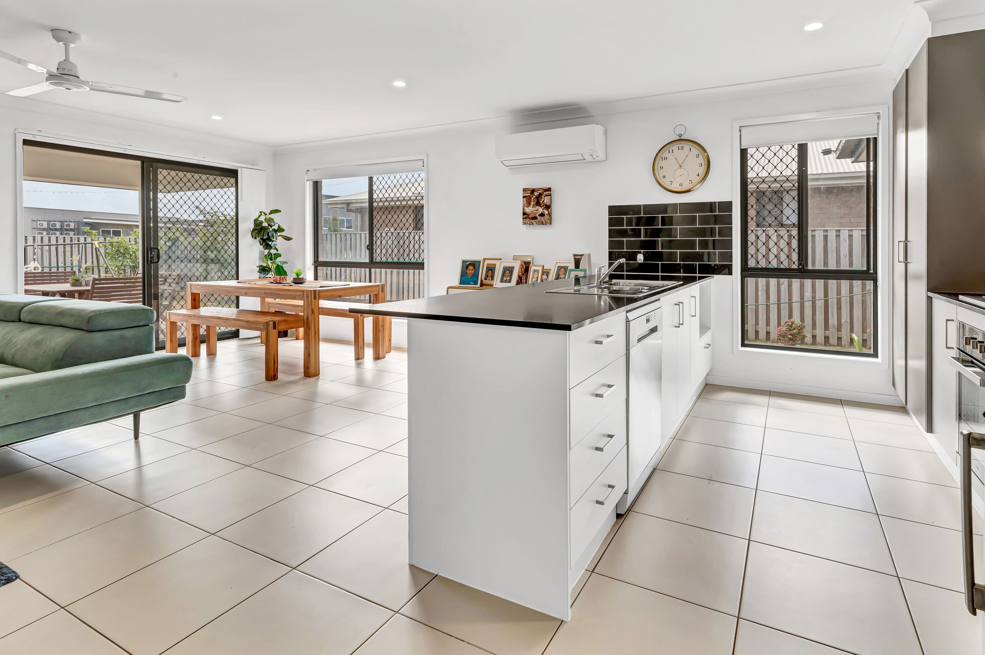 54 Great Sandy Circuit, Pimpama QLD 4209, Pimpama - Thumbnail 3