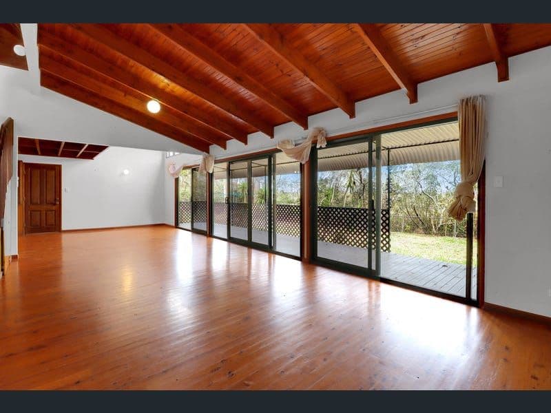 30 Pear Street, Redland Bay QLD 4165, Redland Bay - Thumbnail 4