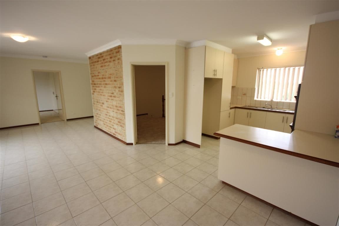 11 Gough Place, NORANDA WA 6062, Noranda - Thumbnail 3