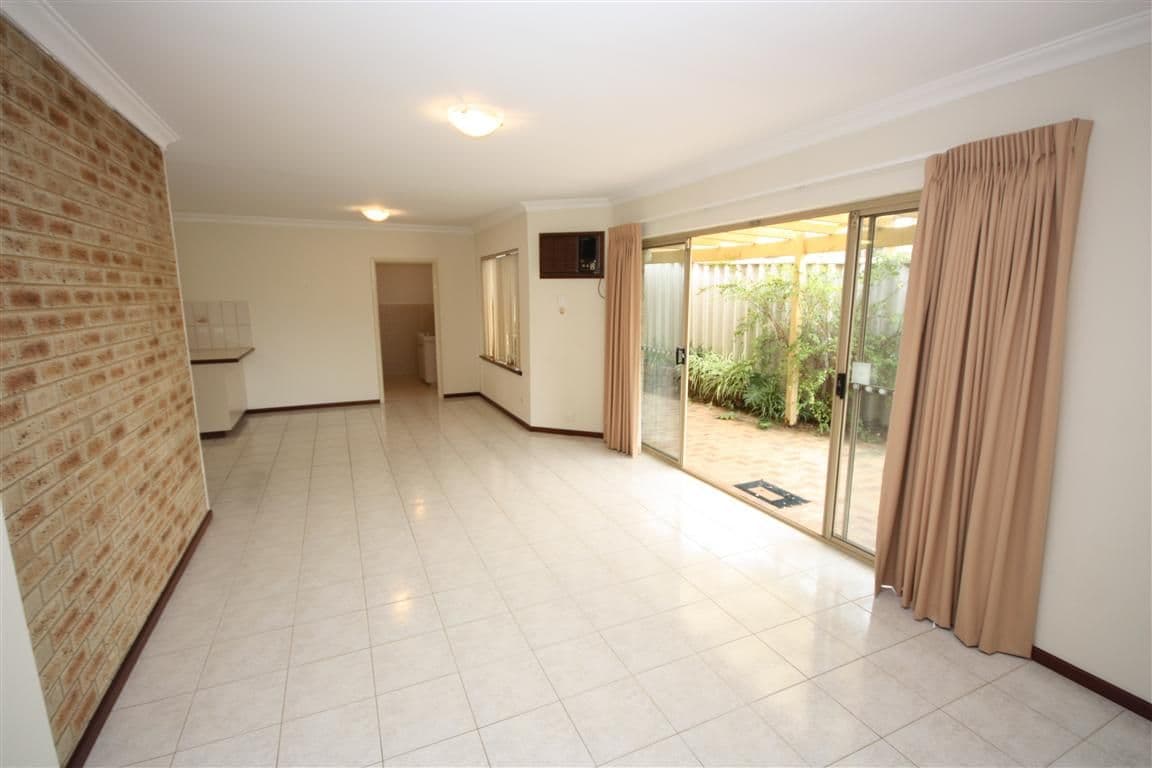 11 Gough Place, NORANDA WA 6062, Noranda - Thumbnail 4
