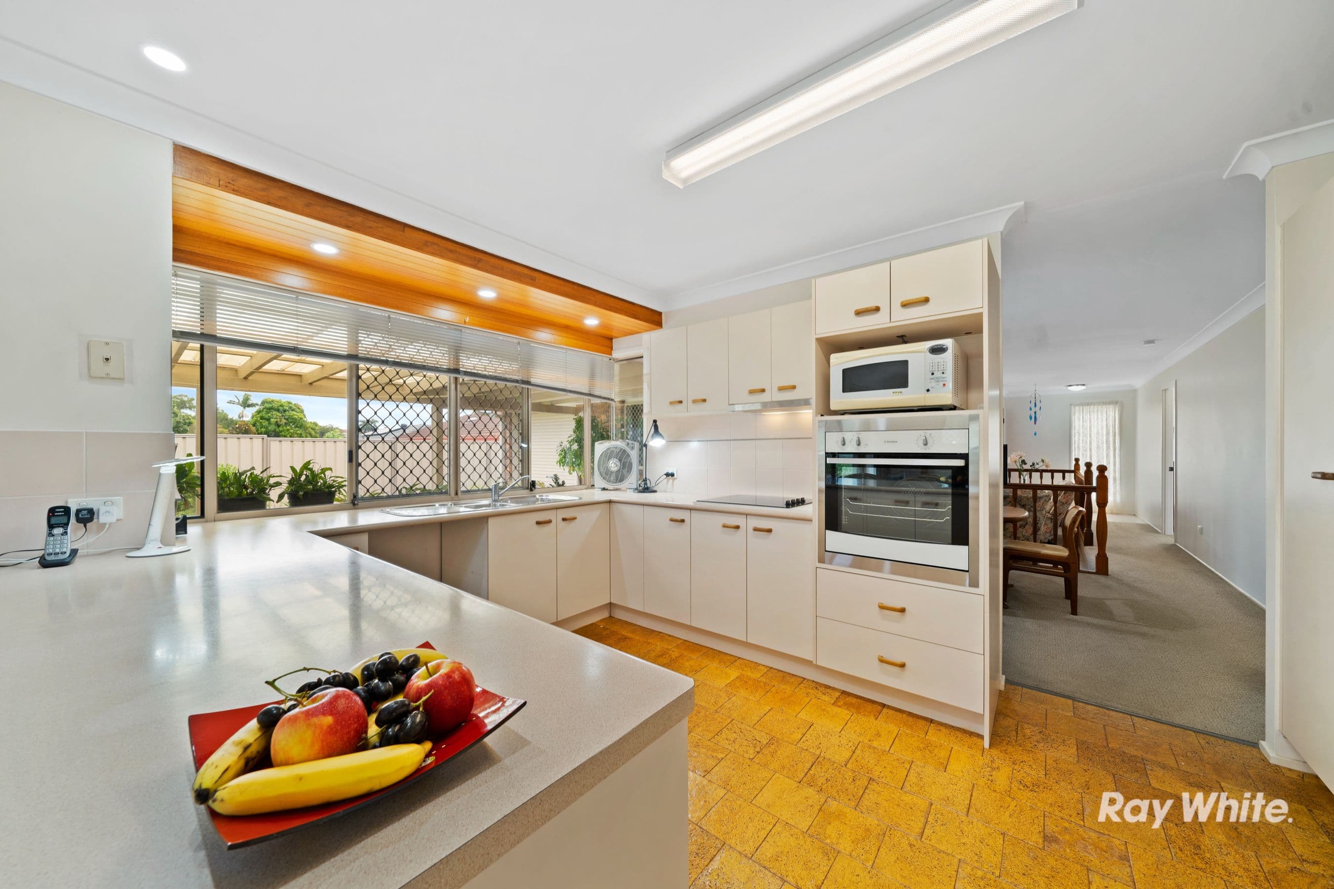 4 Lorna Street, Browns Plains QLD 4118, Browns Plains - Thumbnail 5