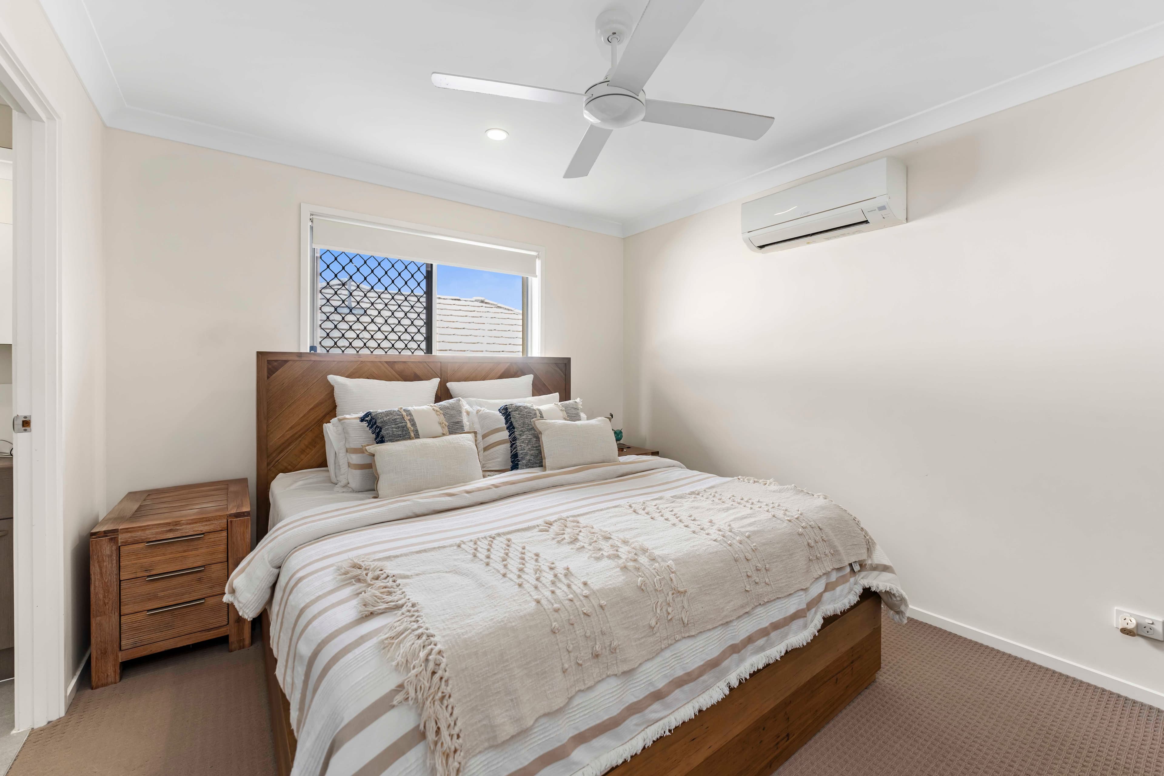 37 Parksedge Street, Upper Kedron QLD 4055, Upper Kedron - Thumbnail 4