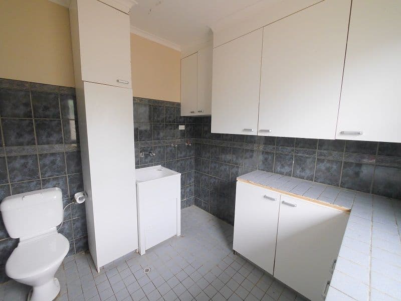 49 Victor Street, Cowra - Thumbnail 4