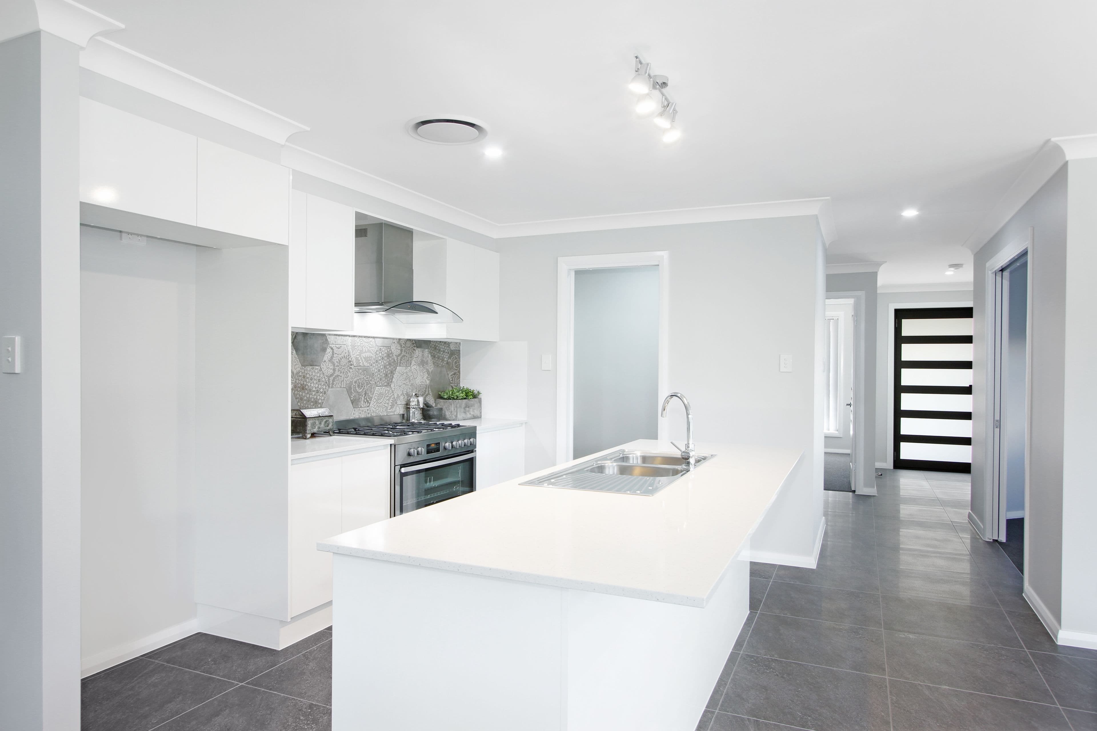 8 Sherborne Street, Tamworth NSW 2340, Tamworth - Thumbnail 2