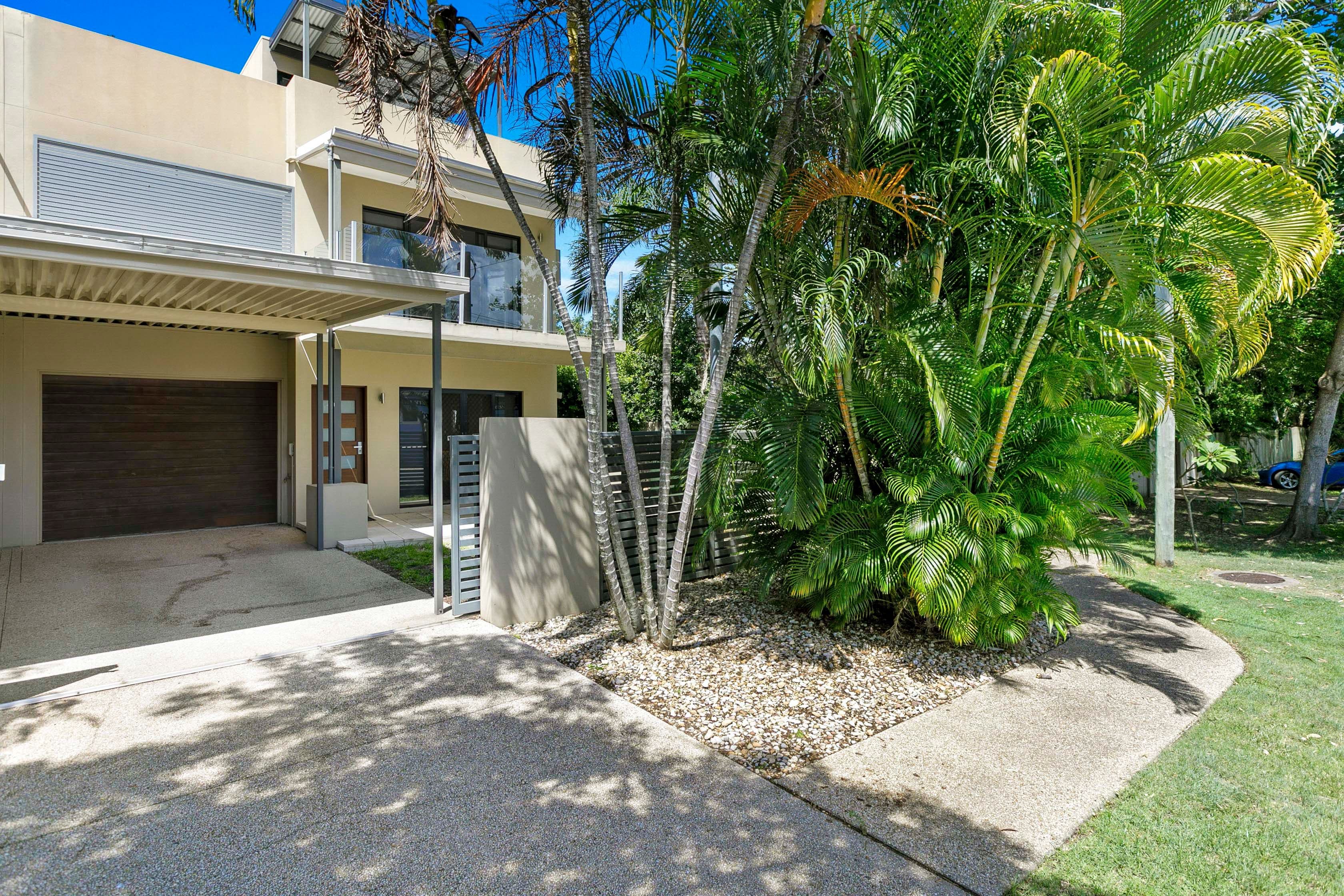 19 King Street, Urangan QLD 4655, Urangan - Thumbnail 2