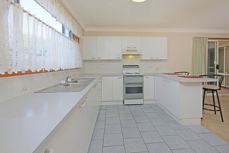 32 McKail Street, ULLADULLA NSW 2539, Ulladulla - Thumbnail 2