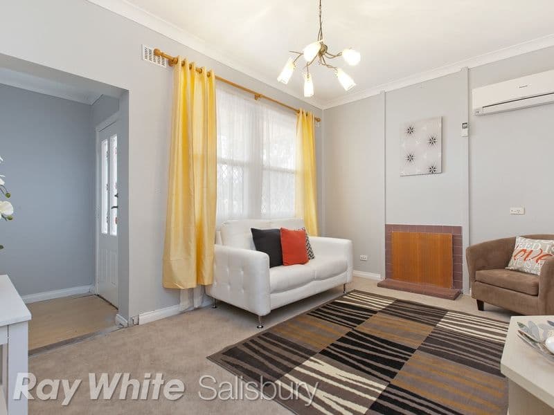 6 Bendle Street, Elizabeth Park SA 5113, Elizabeth Park - Thumbnail 2