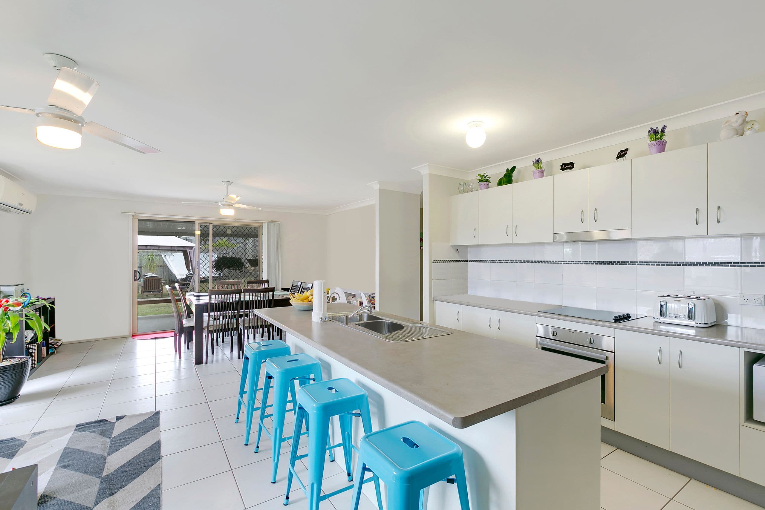 52 Mcauley Parade, Pacific Pines QLD 4211, Pacific Pines - Thumbnail 6
