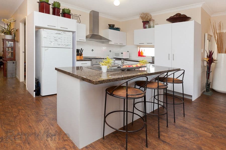 12 Horizon Drive, SPRINGFIELD LAKES QLD 4300, Springfield Lakes - Thumbnail 2