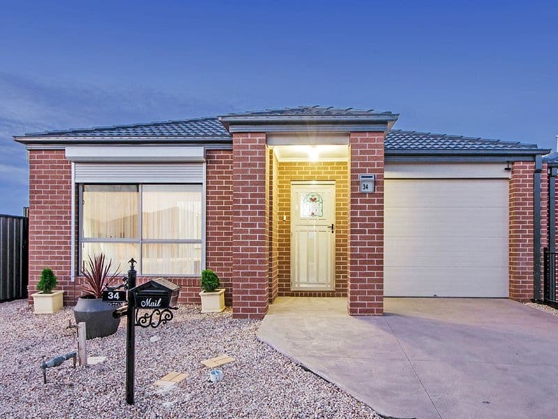 34 Freemont Circuit, TRUGANINA VIC 3029, Truganina - Image 1