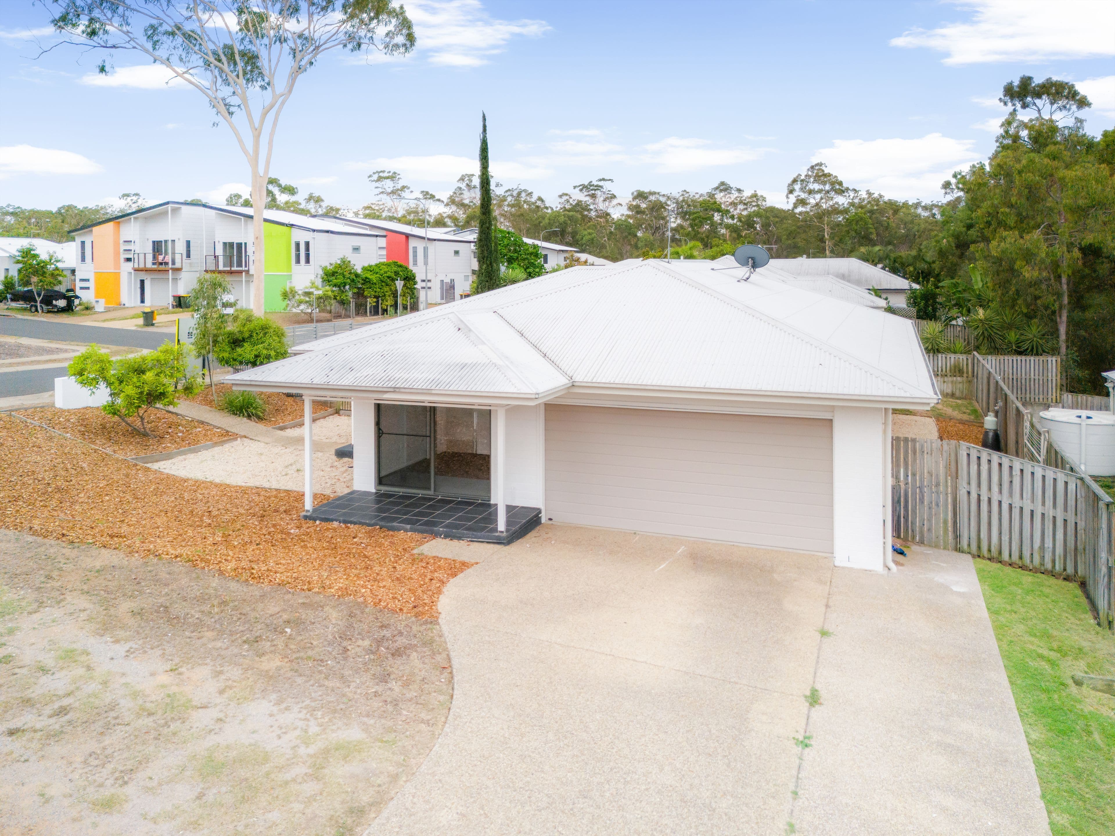 26 Sundowner Road, Clinton QLD 4680, Clinton - Thumbnail 3