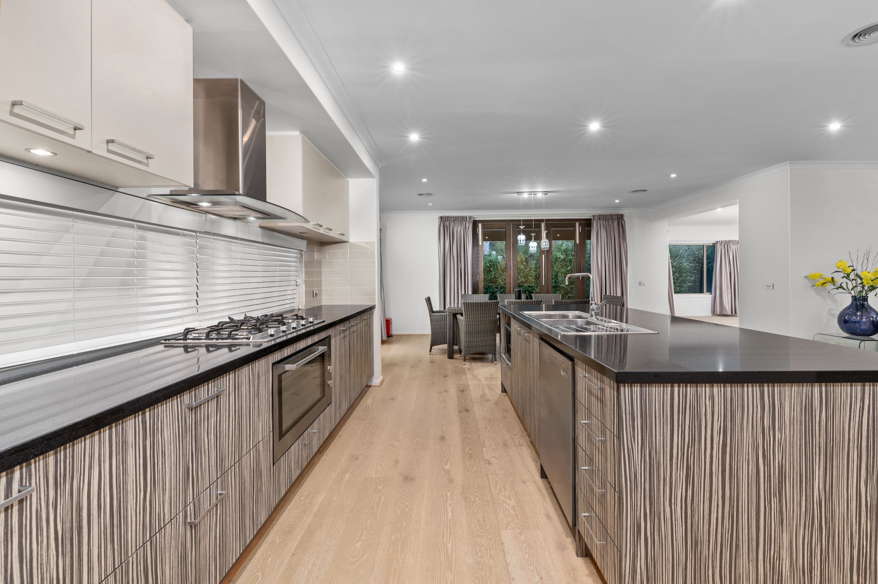 13 Warruga Crescent, Wollert VIC 3750, Wollert - Thumbnail 2