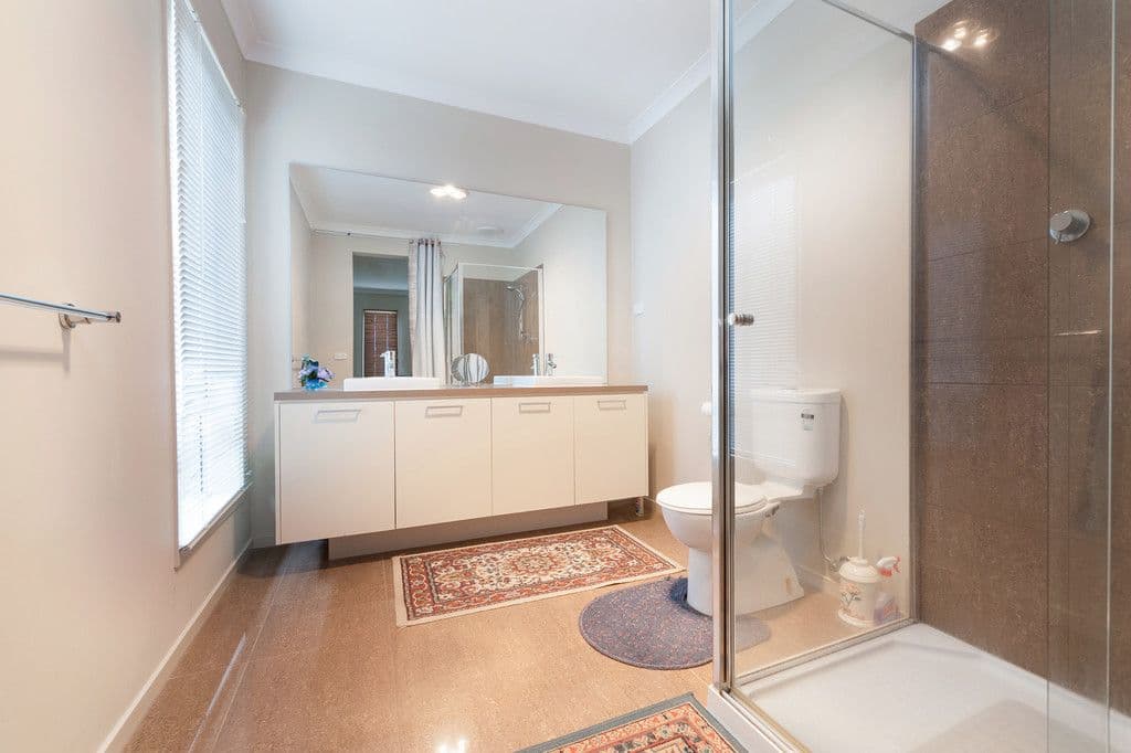 2 Nopinan Place, Caroline Springs VIC 3023, Caroline Springs - Thumbnail 6
