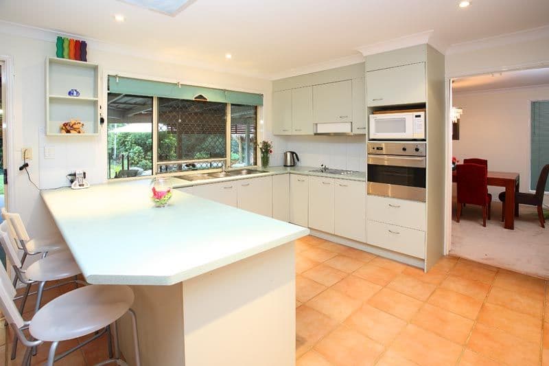 6 Allen Road, BUNYA QLD 4055, Bunya - Thumbnail 4