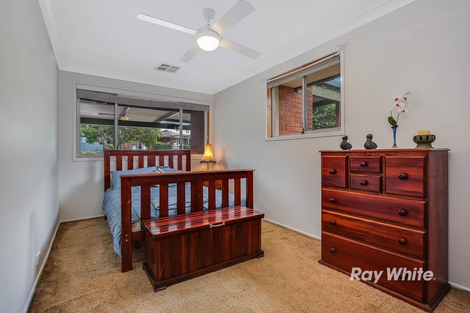 1 Huxley Drive, Winston Hills - Thumbnail 7