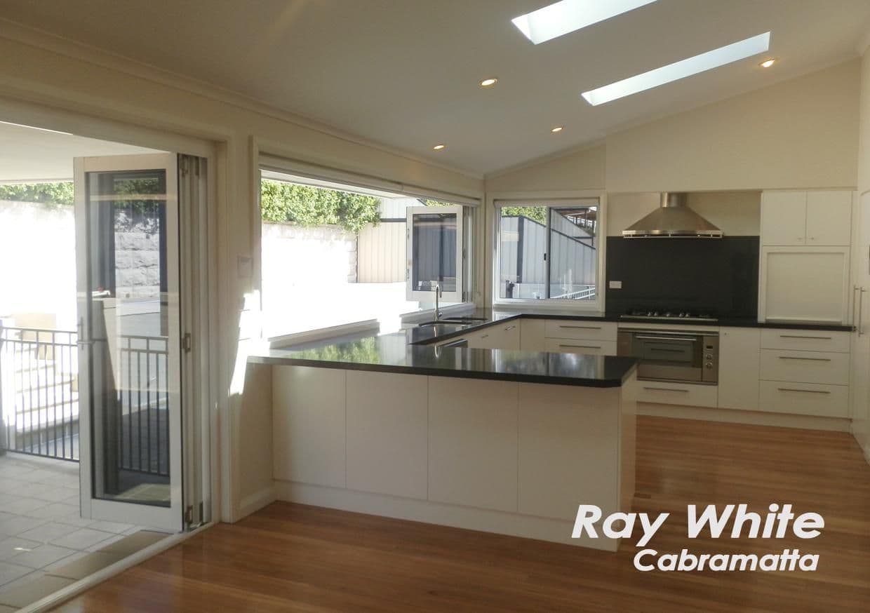 6 Rainham Circuit, West Hoxton NSW 2171, West Hoxton - Thumbnail 5