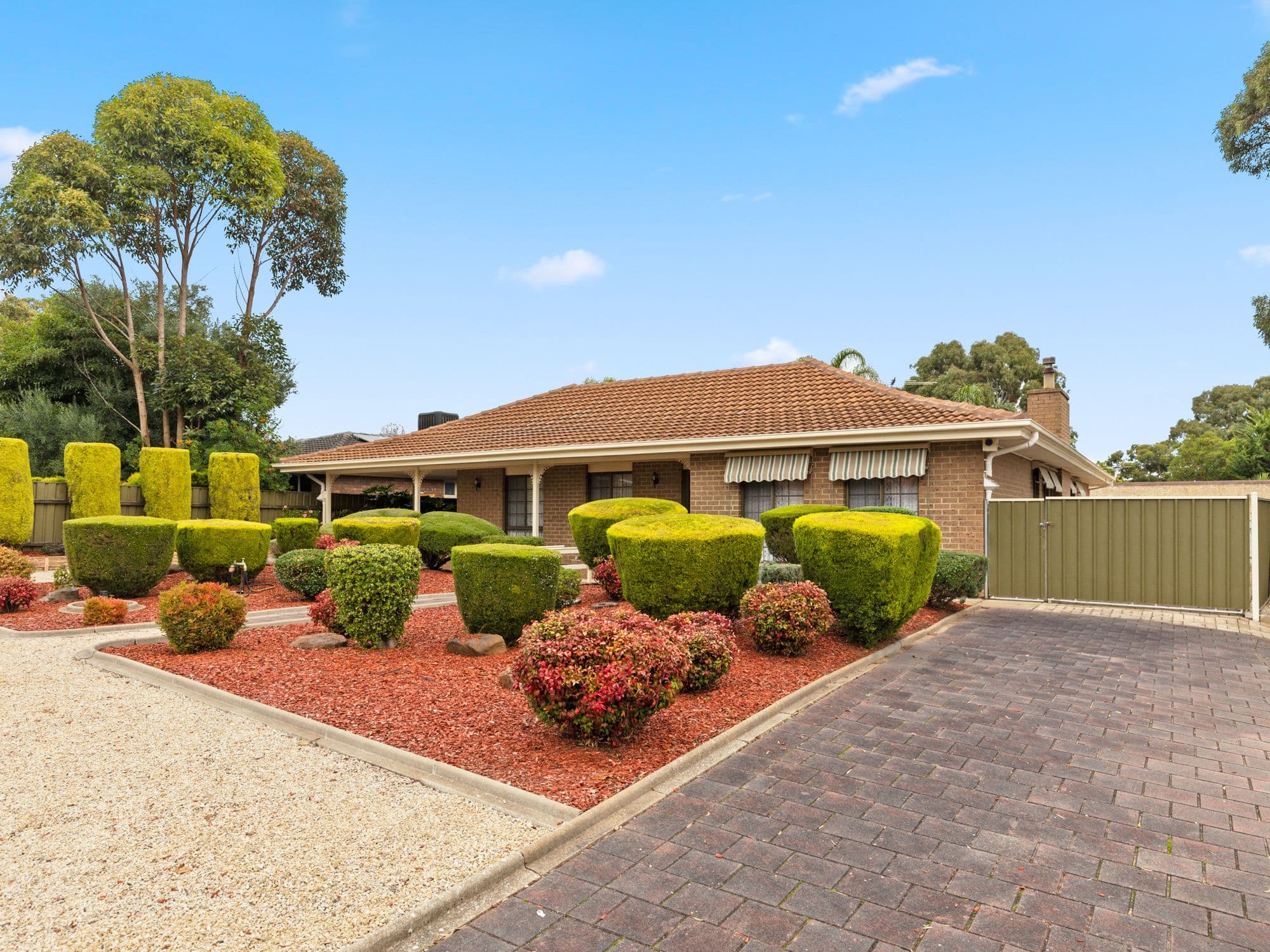 2 Roxanne Street, Happy Valley SA 5159, Happy Valley - Thumbnail 2