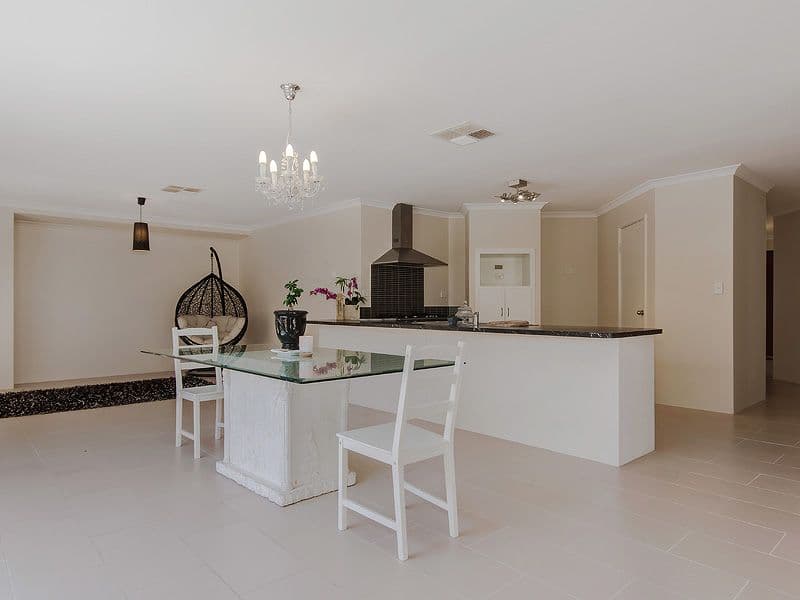 24 Peacock Avenue, Singleton WA 6175, Singleton - Thumbnail 3