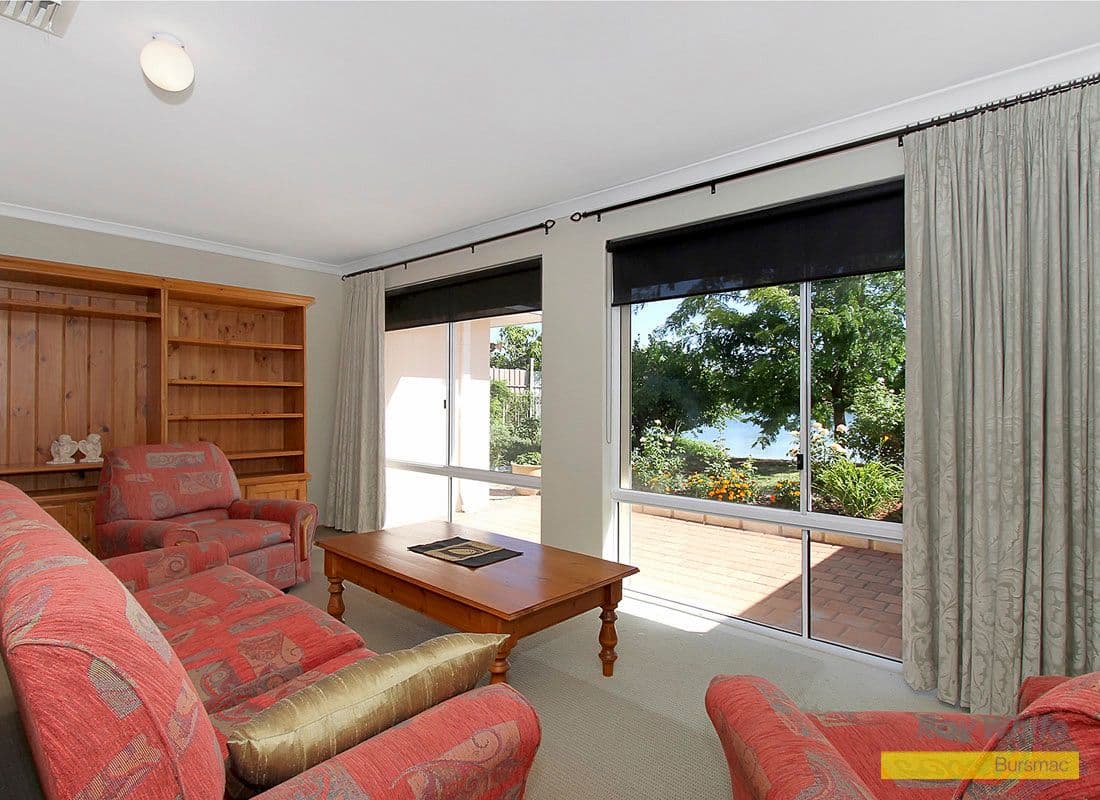59 Lakeshore Close, BALLAJURA WA 6066, Ballajura - Thumbnail 8
