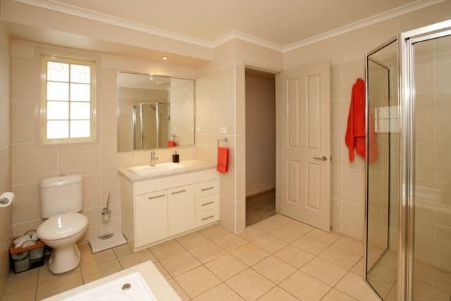 5 Balala Crescent, BOURKELANDS NSW 2650, Bourkelands - Thumbnail 2