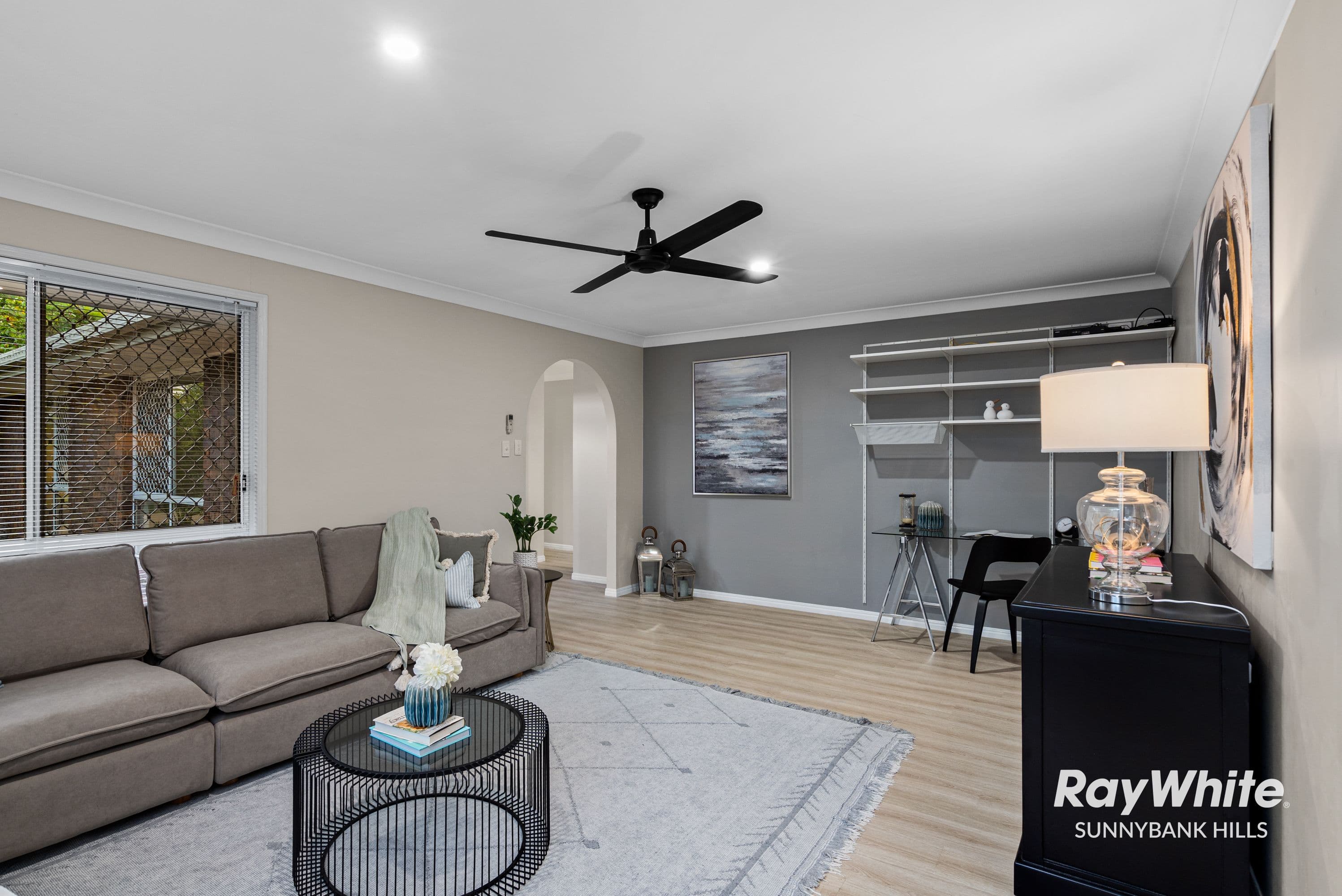 30 Chateau Street, Calamvale QLD 4116, Calamvale - Thumbnail 3