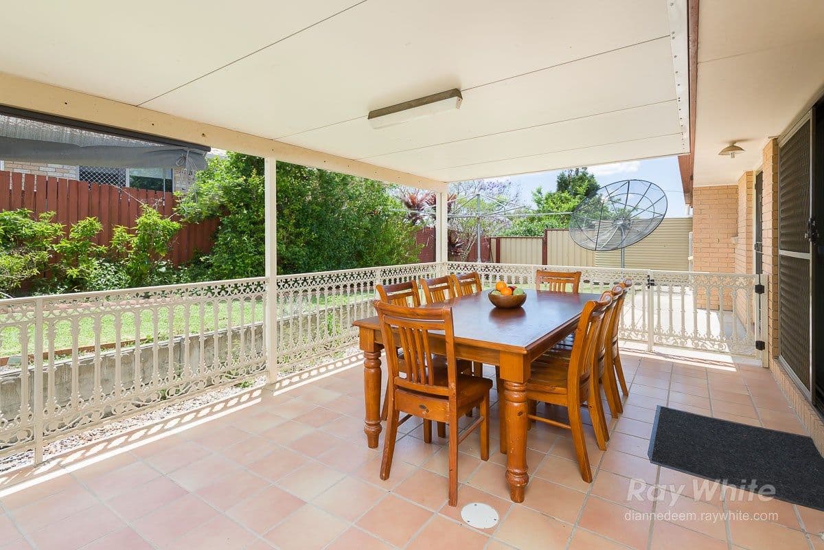1 Boorala Crescent, Eight Mile Plains QLD 4113, Eight Mile Plains - Thumbnail 5