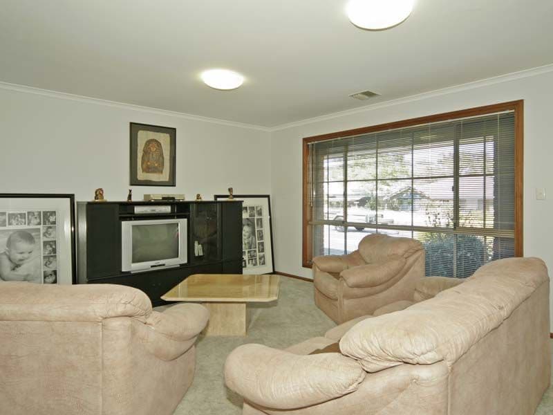 27 Arabian Drive, WOODCROFT SA 5162, Woodcroft - Thumbnail 3