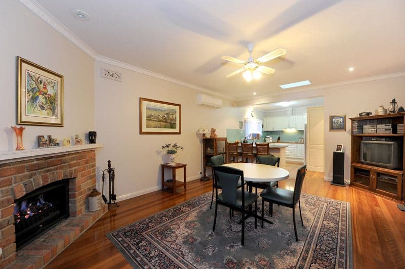 17 Rollings Road, UPPER FERNTREE GULLY VIC 3156, Upper Ferntree Gully - Thumbnail 3