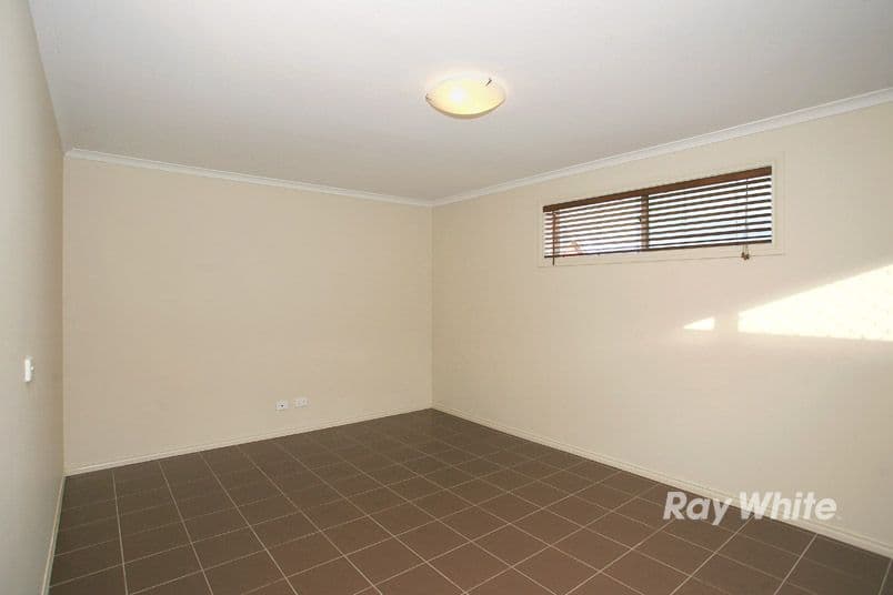 9 Carmody Court, CRANBOURNE VIC 3977, Cranbourne - Thumbnail 3