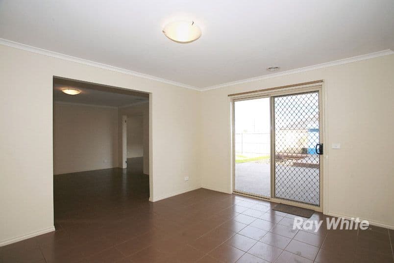 9 Carmody Court, CRANBOURNE VIC 3977, Cranbourne - Thumbnail 4