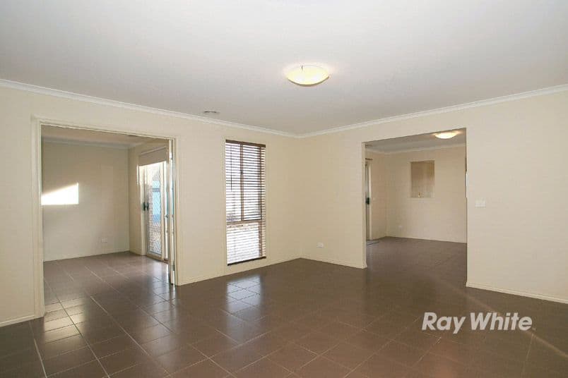 9 Carmody Court, CRANBOURNE VIC 3977, Cranbourne - Thumbnail 8