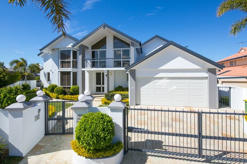 11 Seahaven Court, RABY BAY QLD 4163, Raby Bay - Thumbnail 2