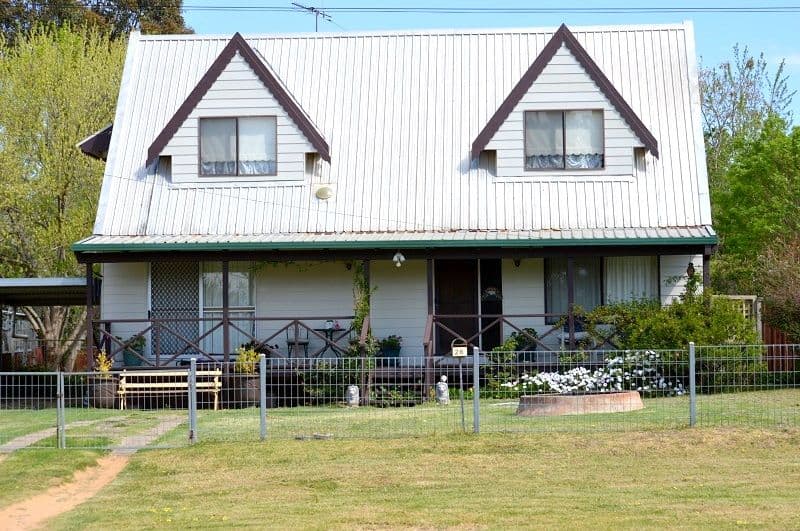 26 Lyall Street, Cowra - Image 1
