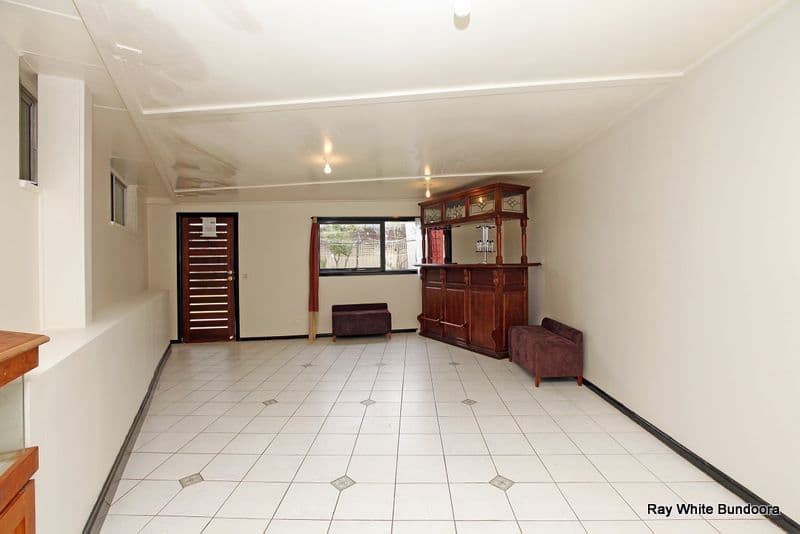 31 Buckmaster Drive, MILL PARK VIC 3082, Mill Park - Thumbnail 3