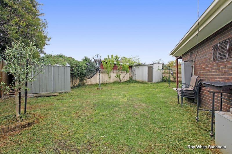 31 Buckmaster Drive, MILL PARK VIC 3082, Mill Park - Thumbnail 5