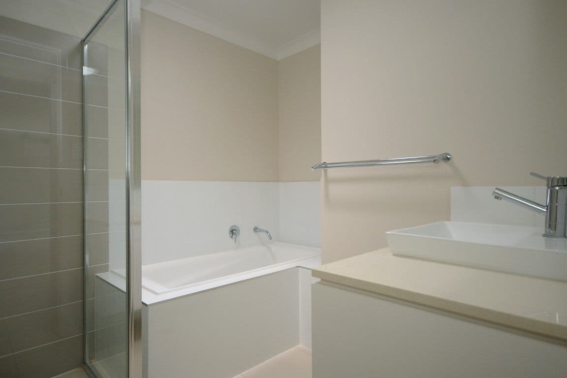 1 and 2 72a Cortess Street, Harristown QLD 4350, Harristown - Thumbnail 5