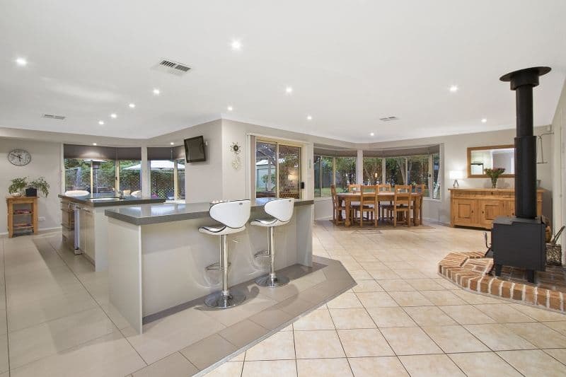 18 Florence Avenue, Kurrajong - Thumbnail 4