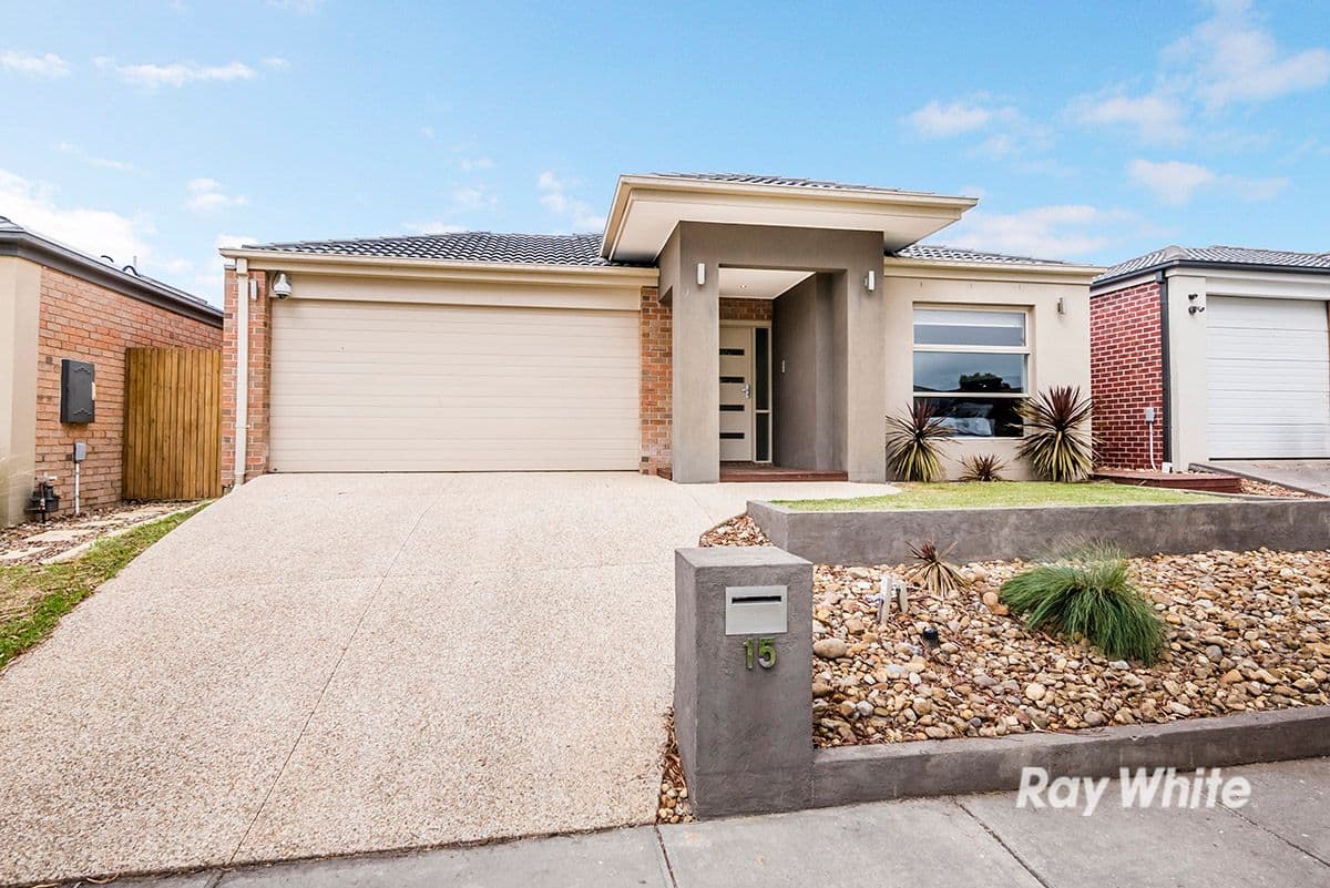 15 Willowdale Drive, Cranbourne North VIC 3977, Cranbourne North - Image 1