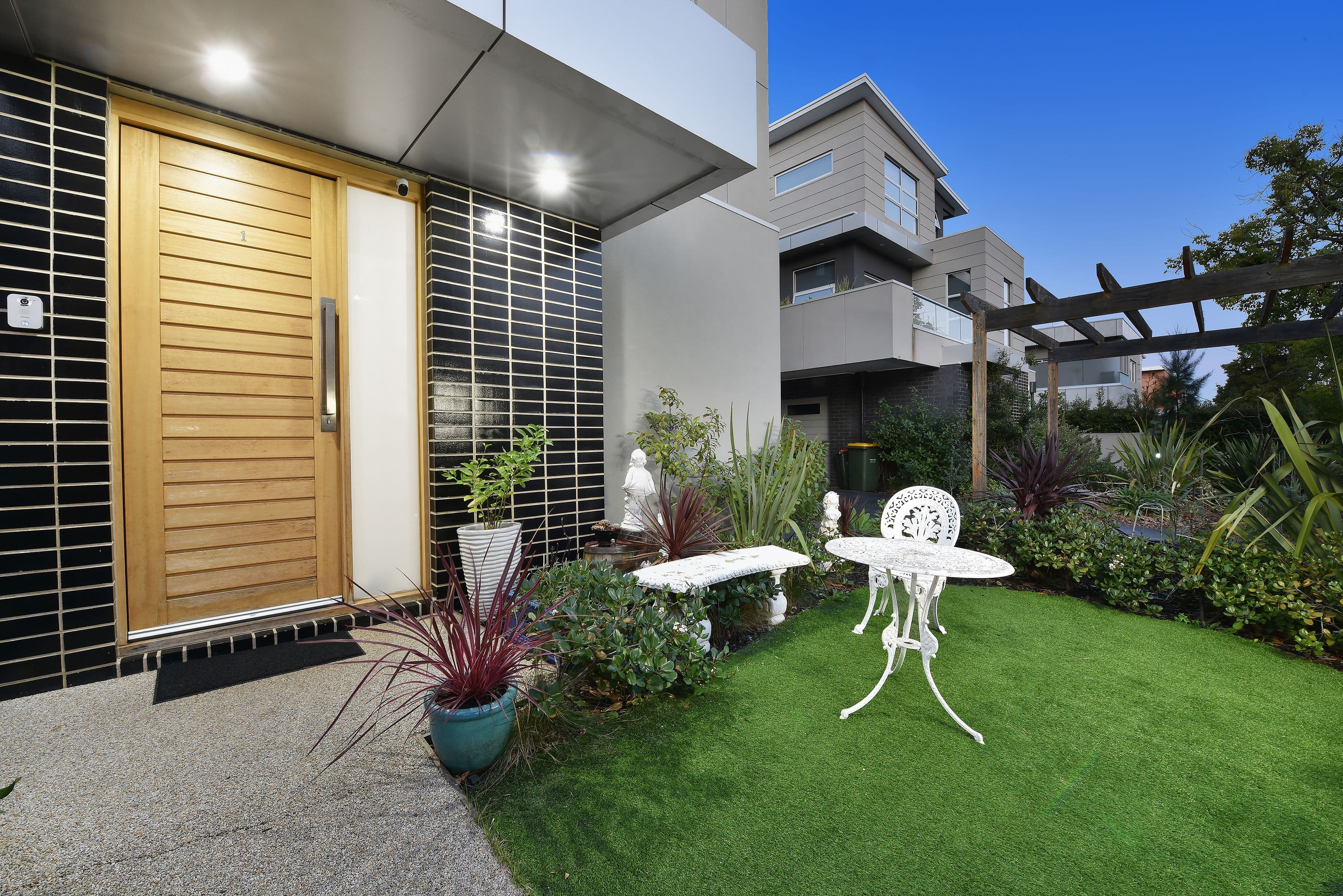 82 Richardson Street, Essendon VIC 3040, Essendon - Thumbnail 4