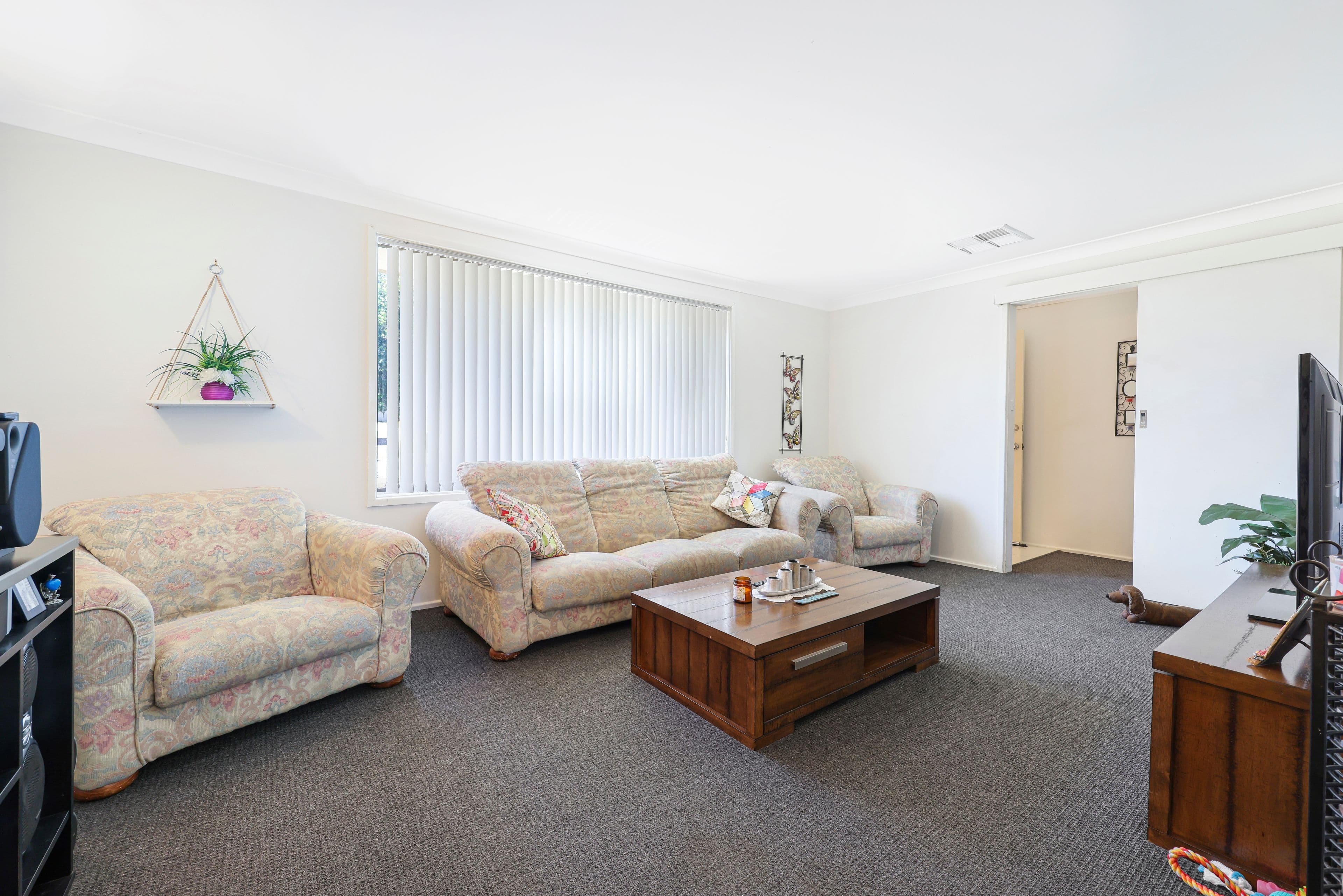 32 Mary Davis Avenue, Koonawarra, Koonawarra - Thumbnail 3