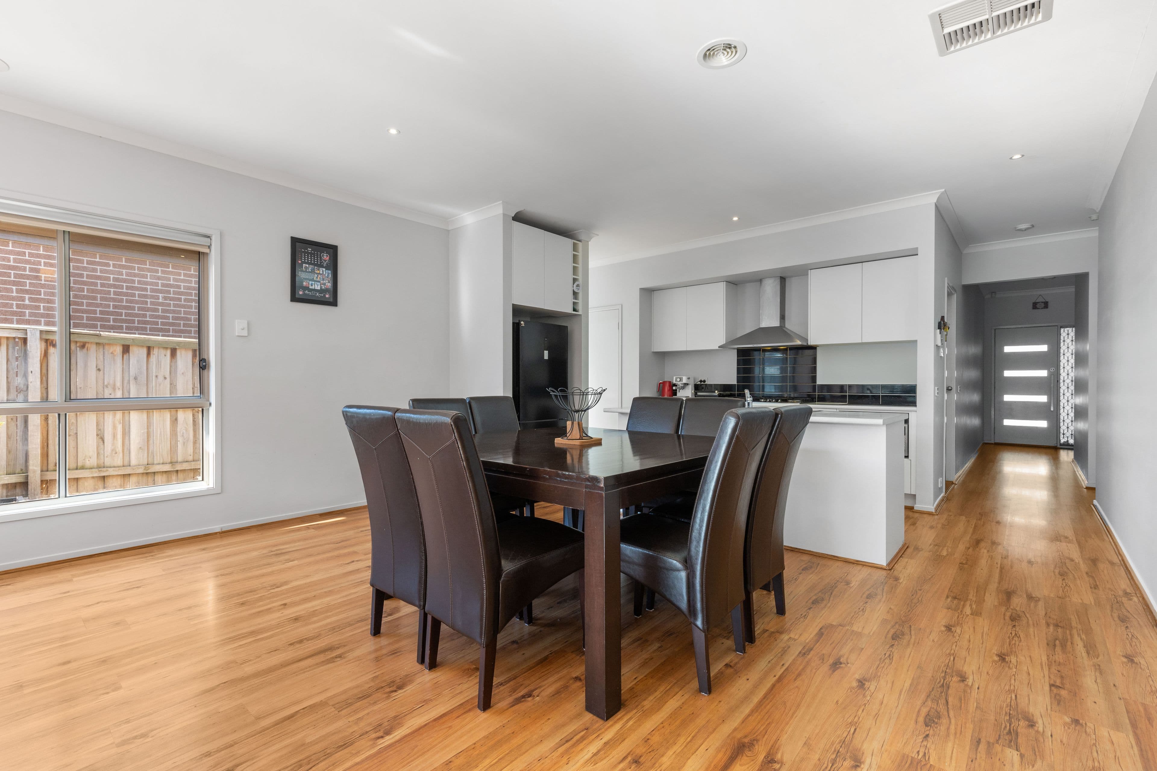 6 Antill Rise, Epping VIC 3076, Epping - Thumbnail 2