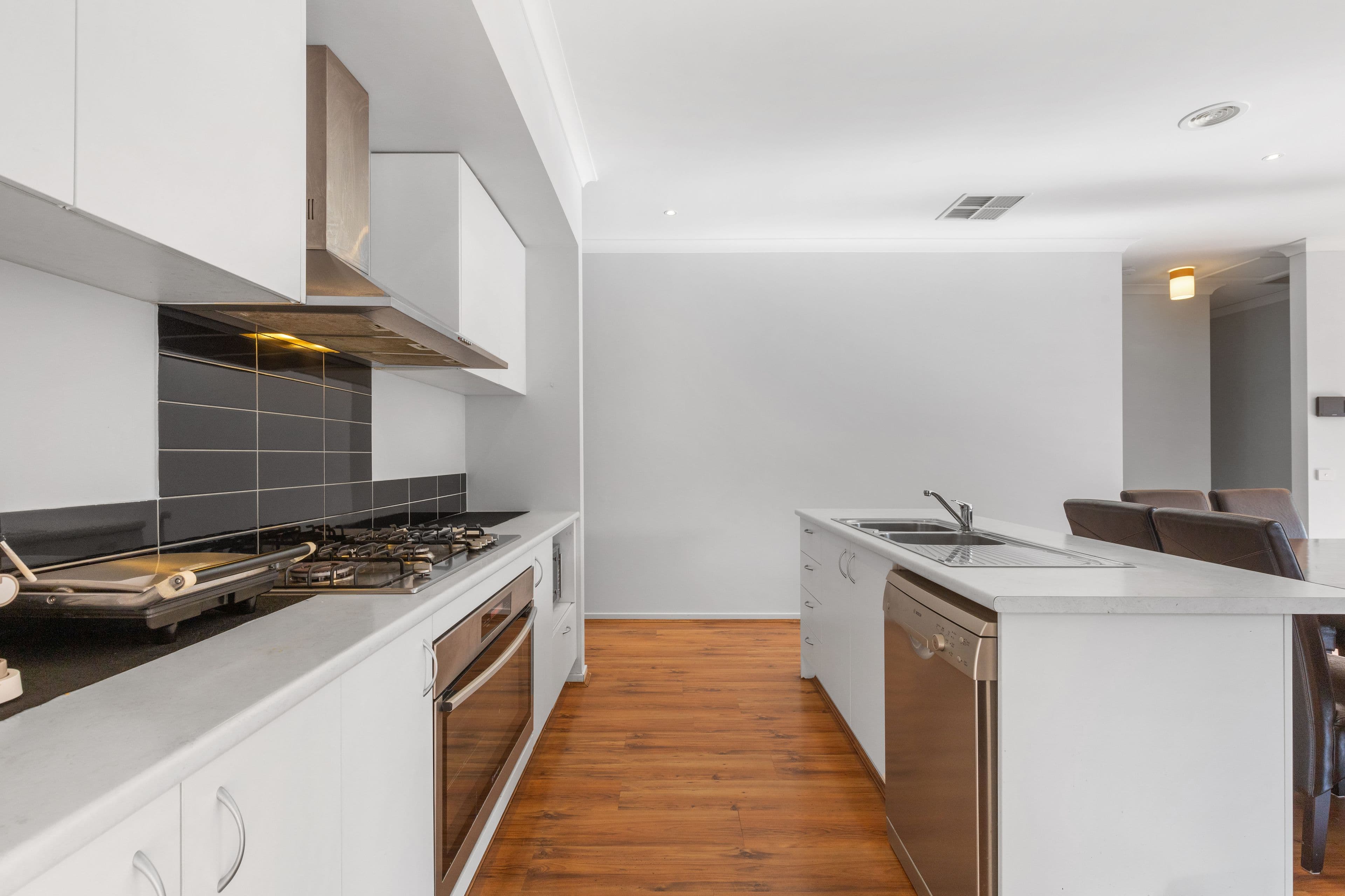 6 Antill Rise, Epping VIC 3076, Epping - Thumbnail 4